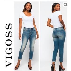 Vigoss Thompson Mid rise Tomboy leg distressed roll hem jeans Size 31 Stitch Fix